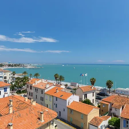 Gorgeous With Terrace, Elevator, Ac, Free Parking - Le Regis Apartman *