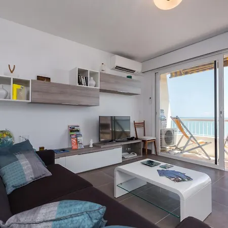 Gorgeous With Terrace, Elevator, Ac, Free Parking - Le Regis Apartman